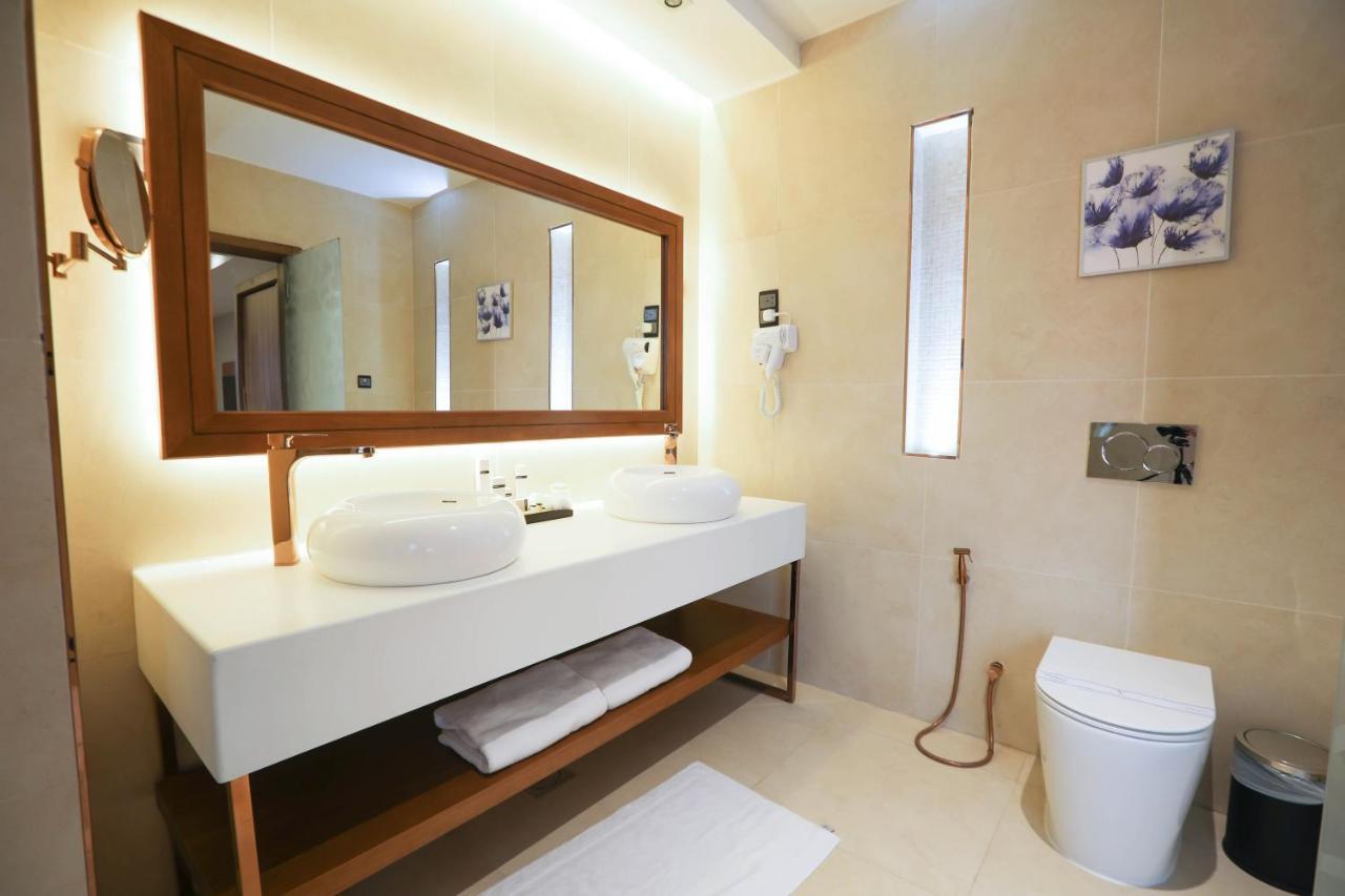 V Boutique Hotel Jidda Eksteriør bilde